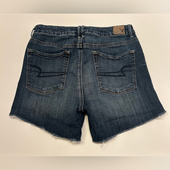 American Eagle Sky High Shortie Cuffed Raw Hem Shorts Size 12 *Run Small 8 - Picture 10 of 16